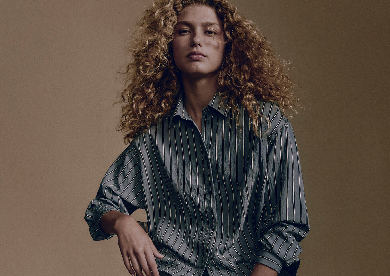 Рубашки и блузки