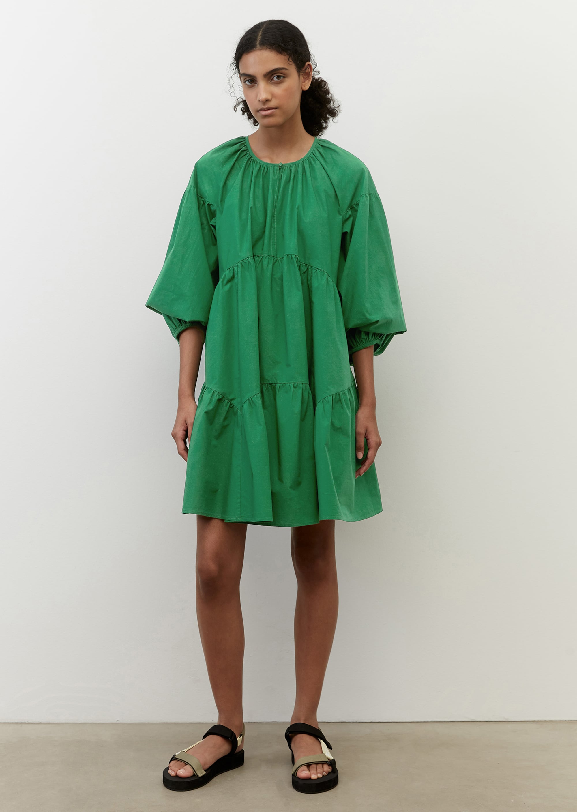 Объёмное многоярусное платье из органического хлопкового поплина для женщин Marc o'Polo