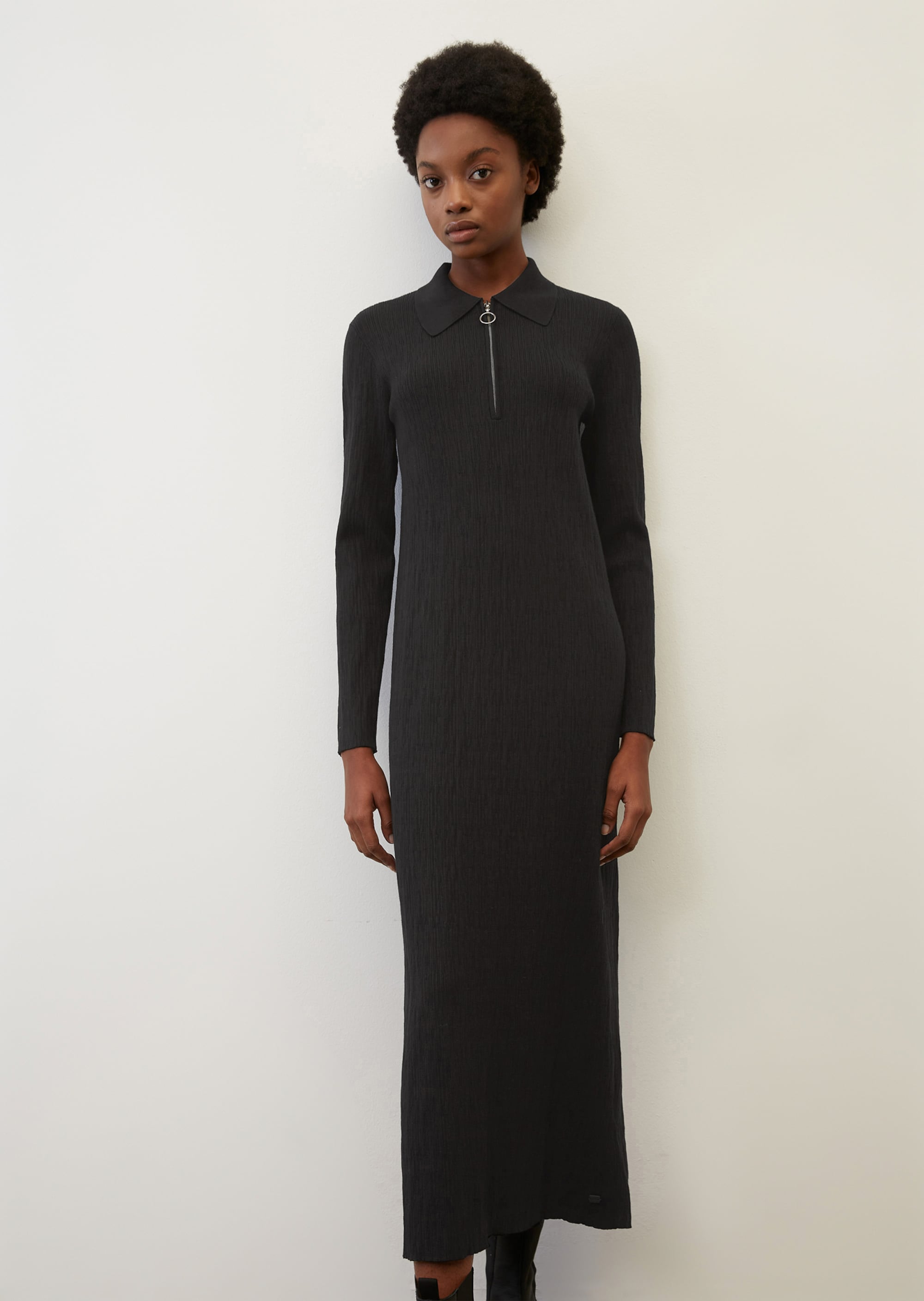 Облегающее трикотажное платье макси  из LENZING™ ECOVERO™ для женщин Marc o'Polo