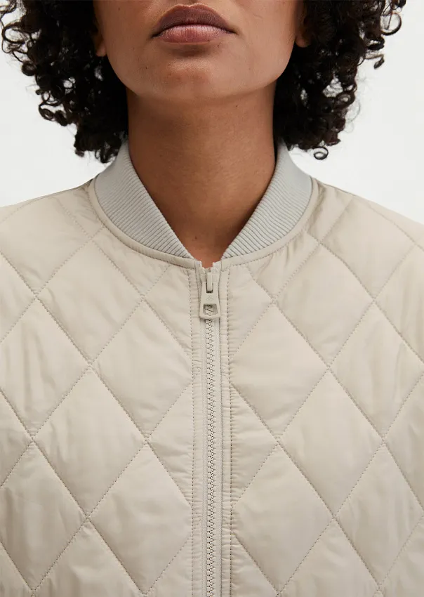 Куртка из переработанного полиэстера