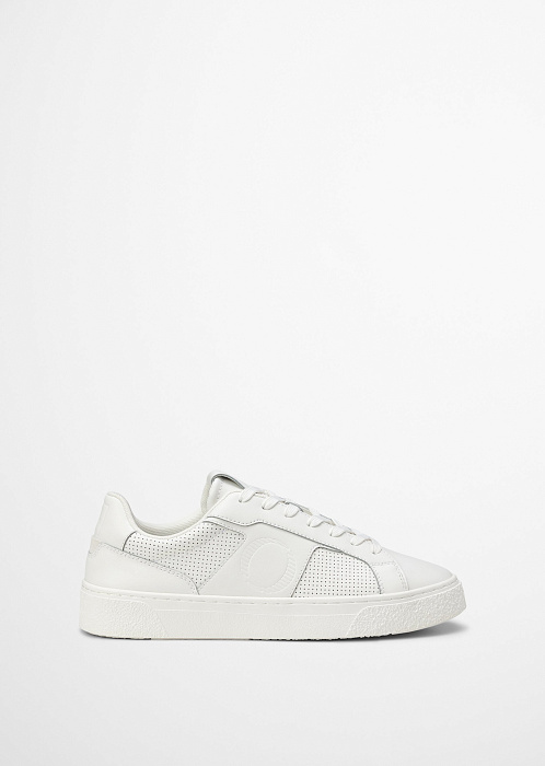 Светло-бежевый