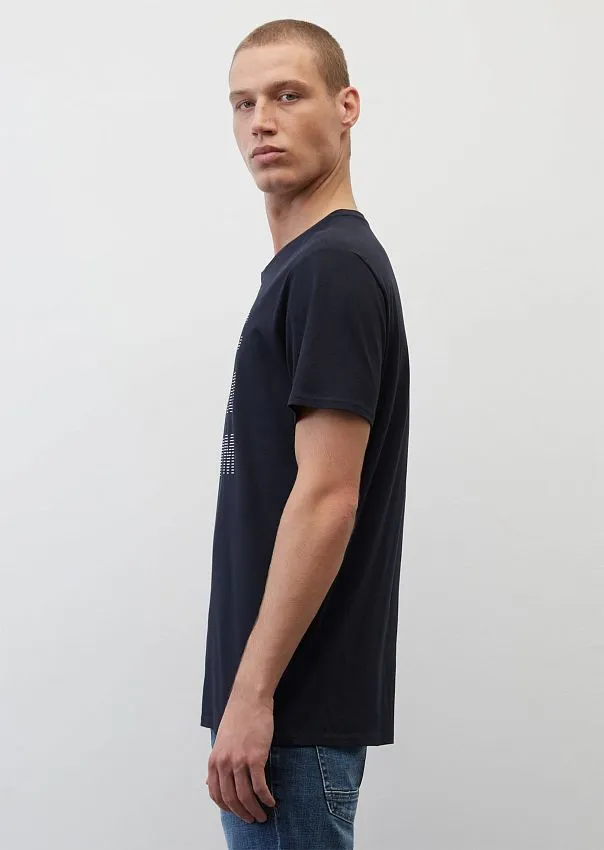 Базовая футболка