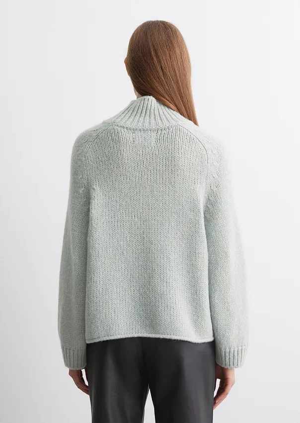 Свитер из смесовой шерсти