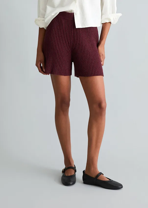 Шорты трикотажные в рубчик