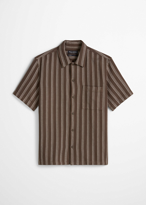 Коричневый