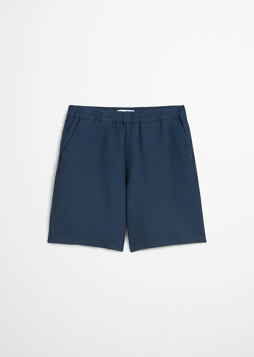 Темно-синий