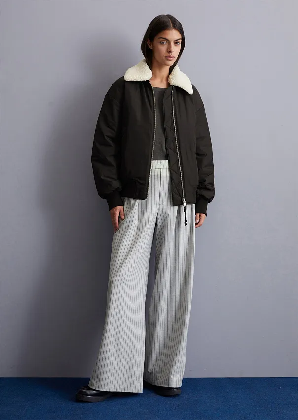 Куртка-авиатор из переработанного полиэстера