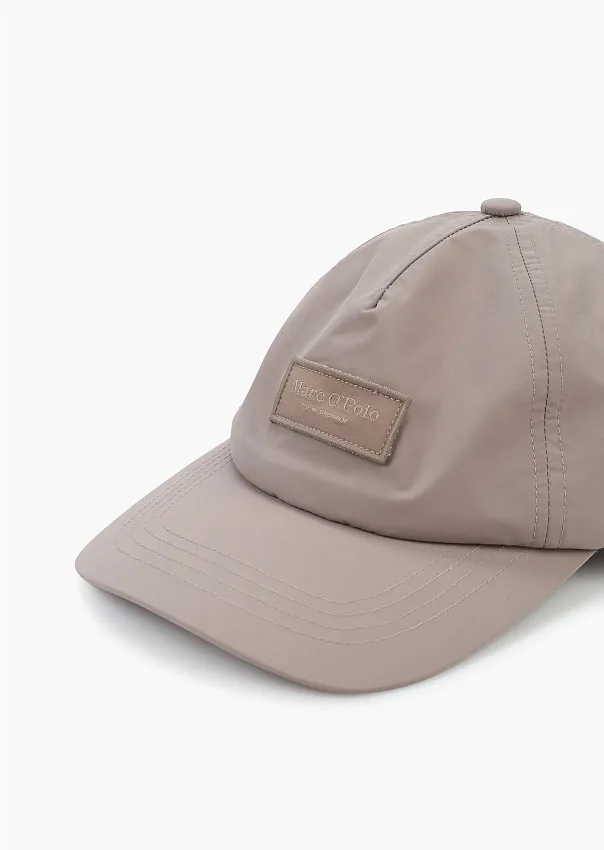 Кепка из переработанного полиэстера