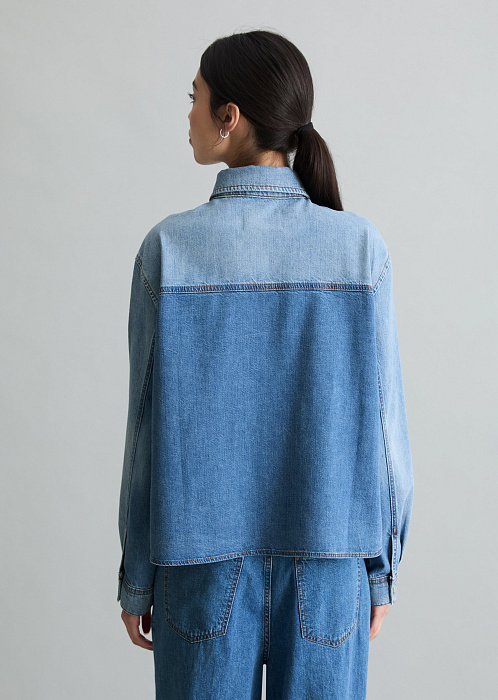 Рубашка джинсовая из волокон листьев ананаса
