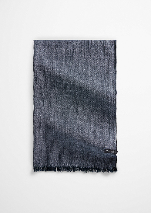 Темно-синий