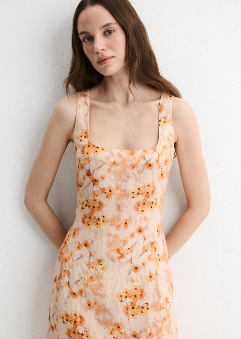 Платье изо льна