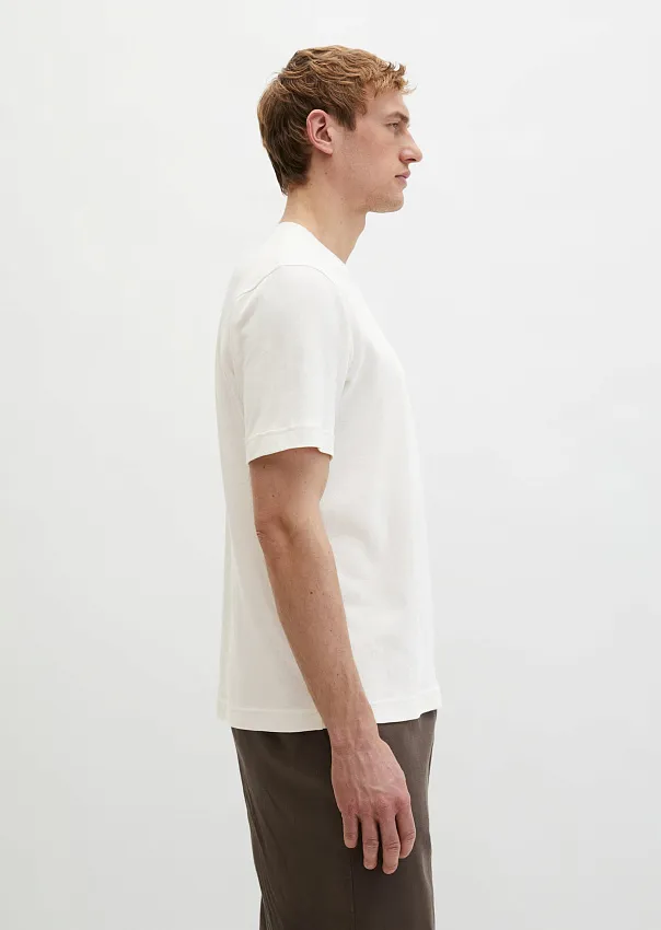 Футболка из хлопка и льна
