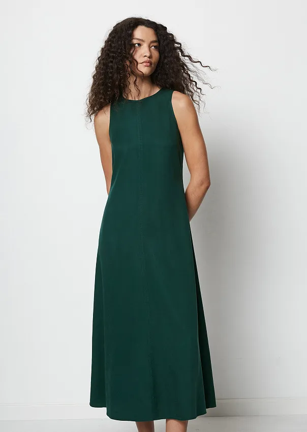 Платье из лиоцелла