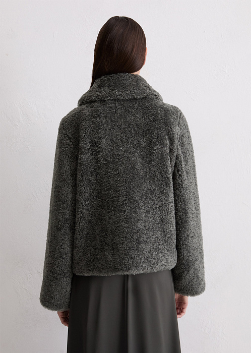 Куртка из искусственного меха