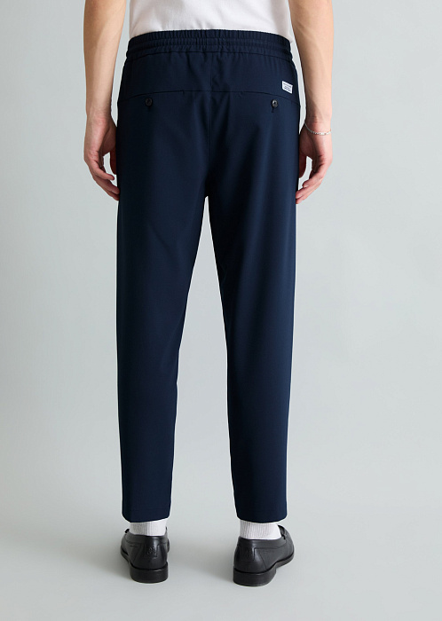 Брюки свободного кроя