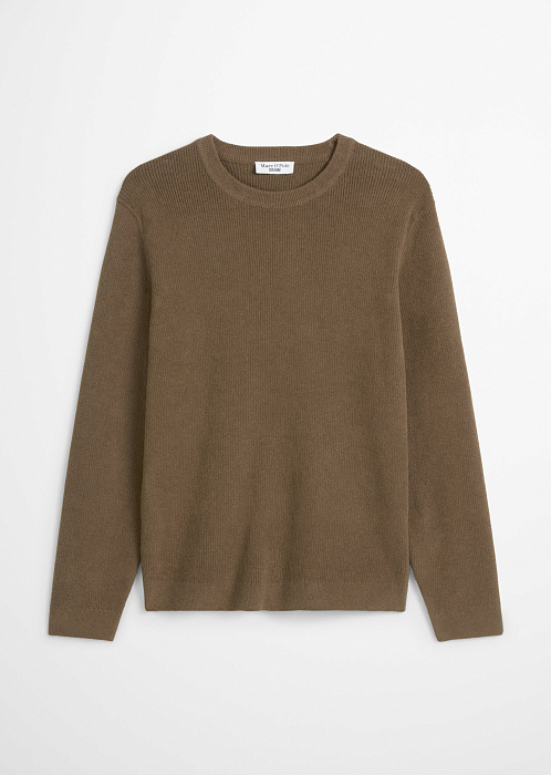 бледно-коричневый