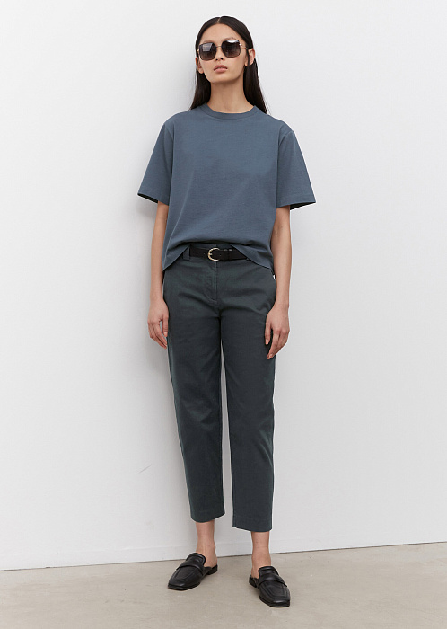 Темно-синий