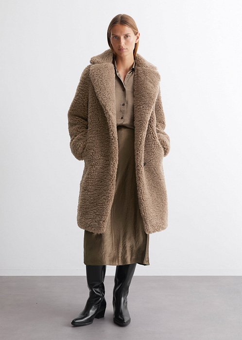 Шуба из искусственного меха