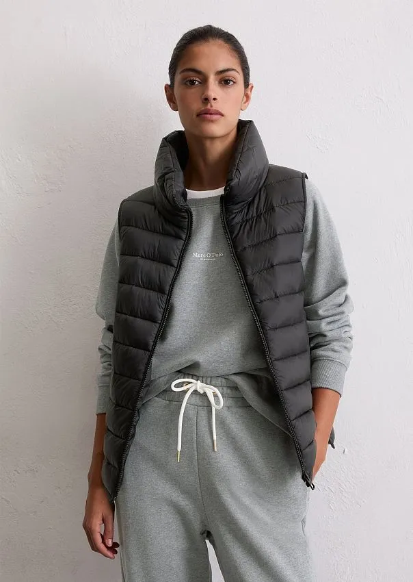 Стеганый жилет из легкого переработанного нейлона с водозащитой Marc o'Polo - фото 1