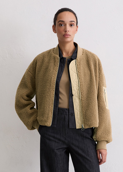 Куртка из искусственного меха