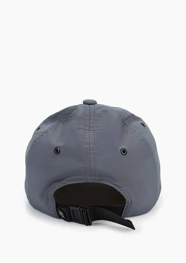 Кепка из переработанного полиэстера