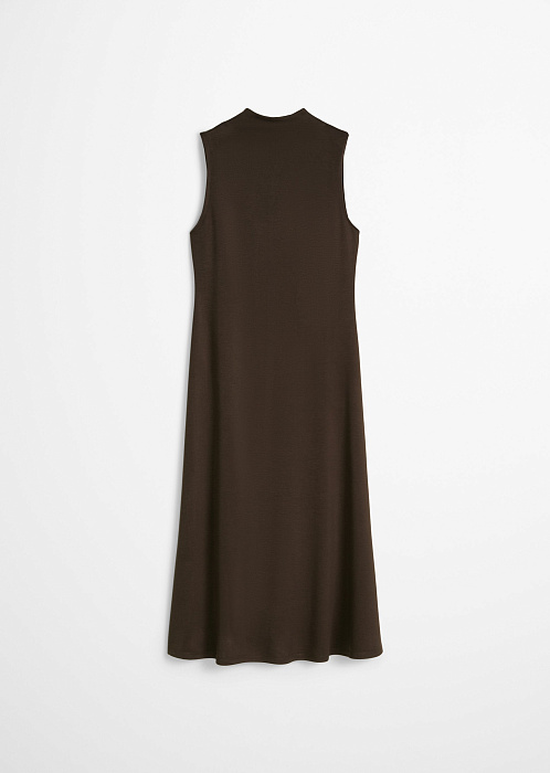 Темно-коричневый