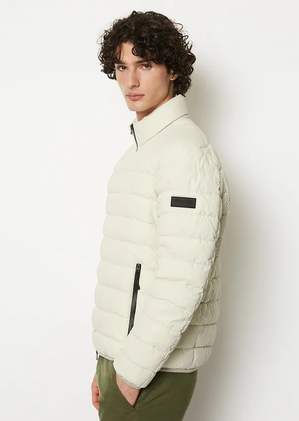 Легкая стеганая куртка