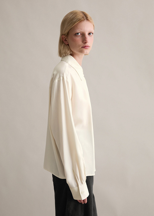 Блузка из вискозы