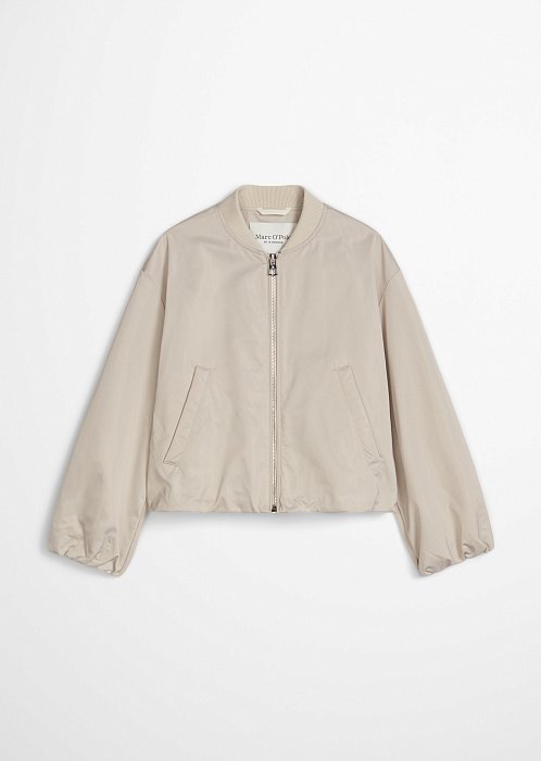 Светло-бежевый