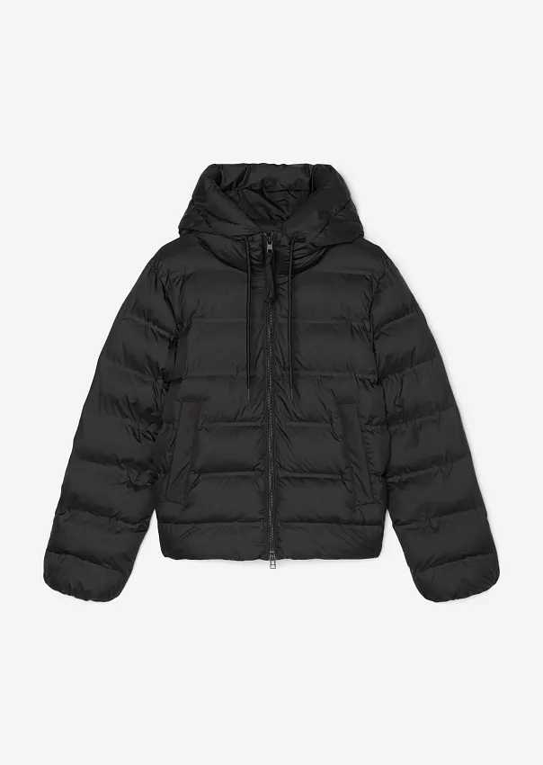 Куртка из переработанных материалов