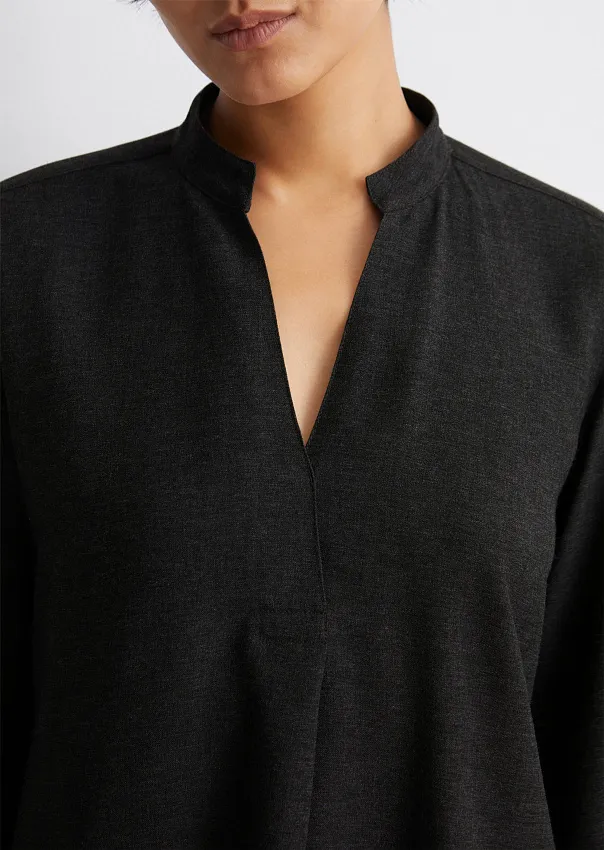 Блузка на запах из вискозы