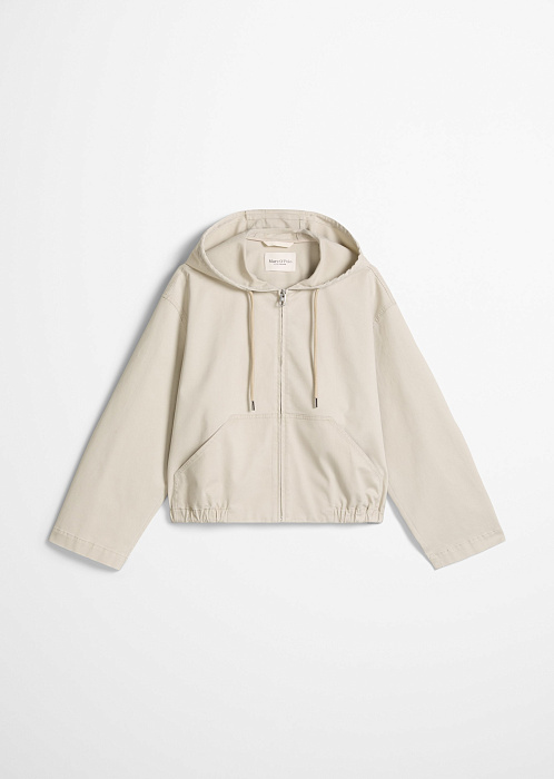 Светло-бежевый