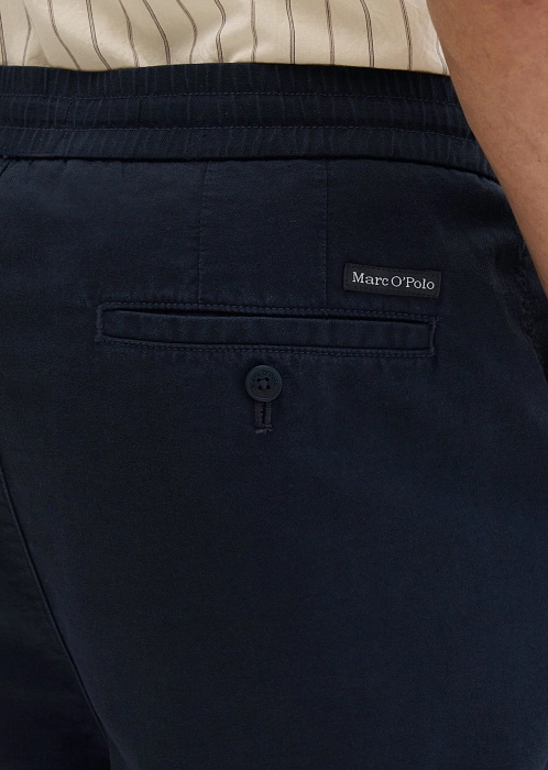 Чиносы изо льна и лиоцелла
