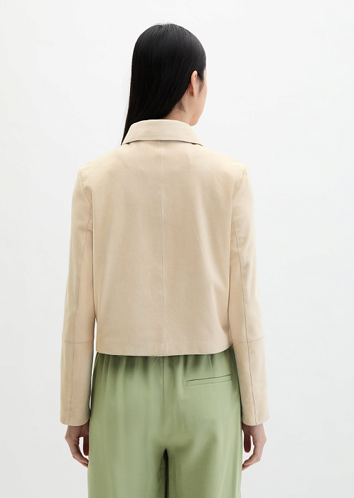 Куртка из натуральной замши