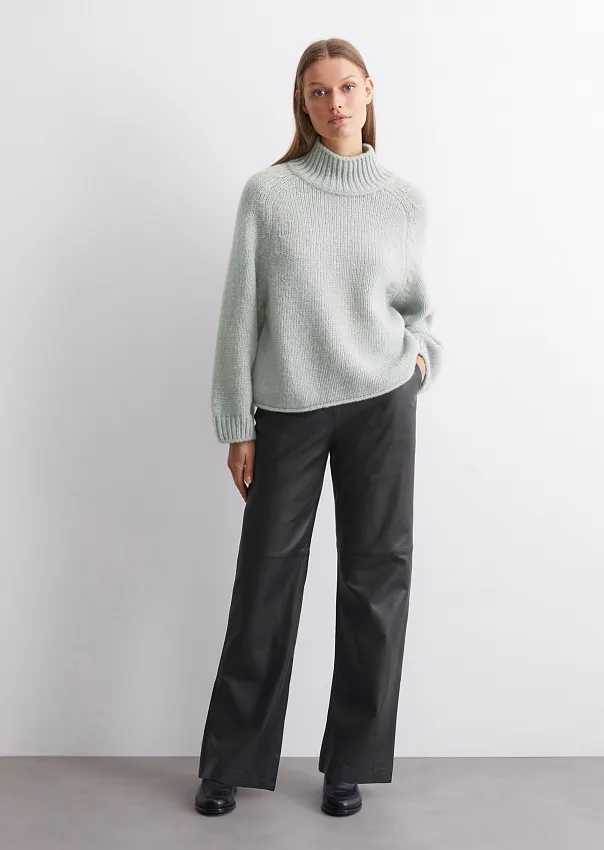 Свитер из смесовой шерсти