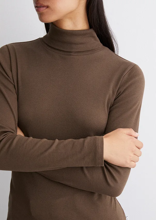 Водолазка из смесового хлопка