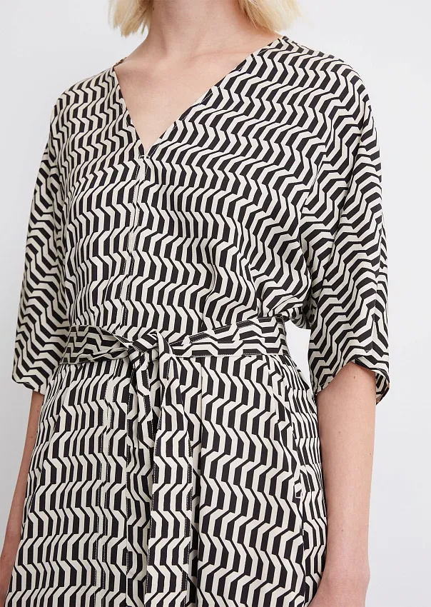 Платье из вискозы