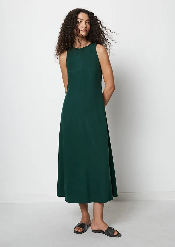 Платье из лиоцелла