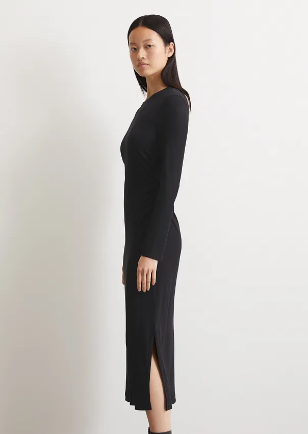 Трикотажное платье из модала