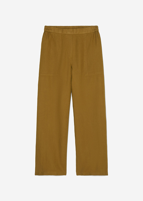 Коричневый