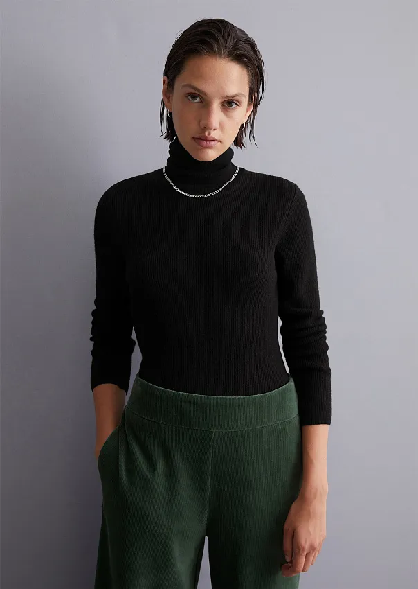 Водолазка из смесовой шерсти