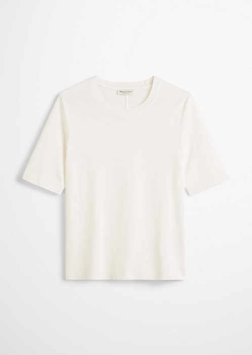 Светло-бежевый