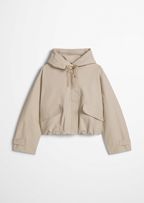 Светло-бежевый