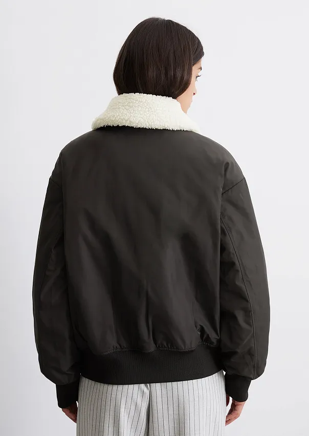 Куртка-авиатор из переработанного полиэстера