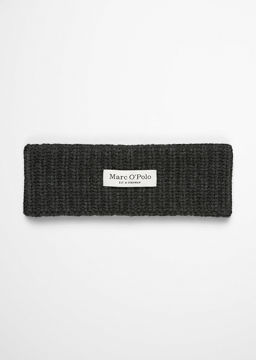 Темно-серый