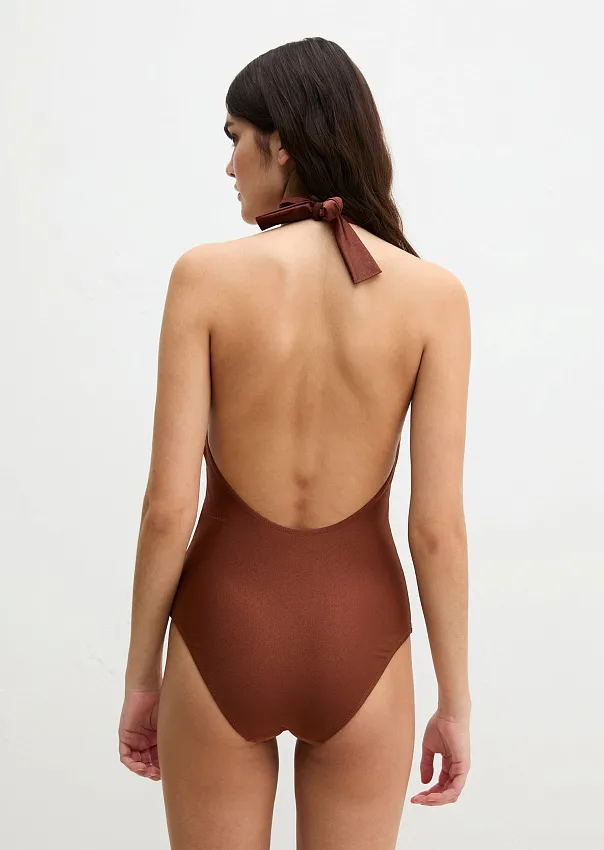 Купальник слитный с открытой спиной