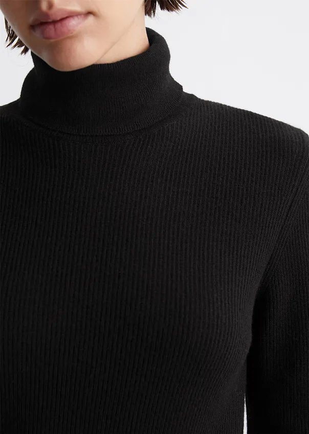 Водолазка из смесовой шерсти