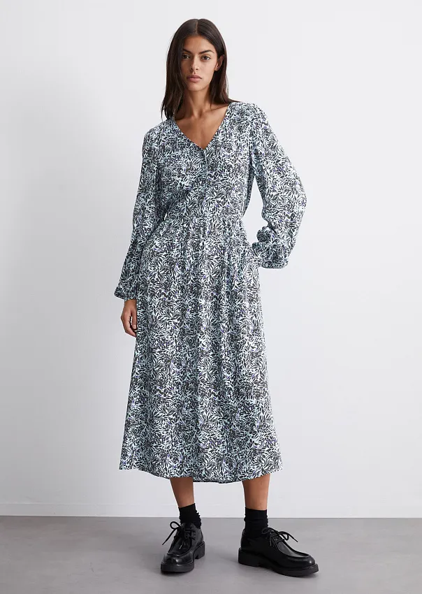 Платье из креповой вискозы