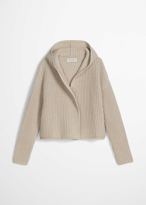 Светло-бежевый