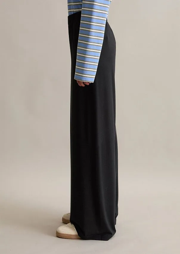 Брюки из ткани ECOVERO™ от  LENZING™
 Marc o'Polo - фото 5